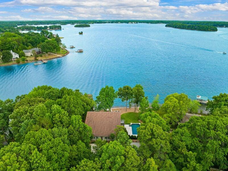 Aerial view of Lake Norman from a StayLakeNorman waterfront vacation rental. 