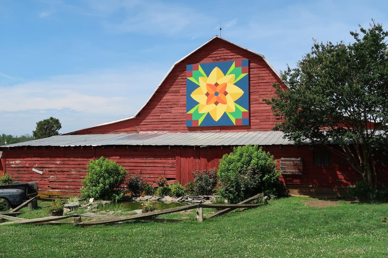 Large red barn at Patterson Farms
