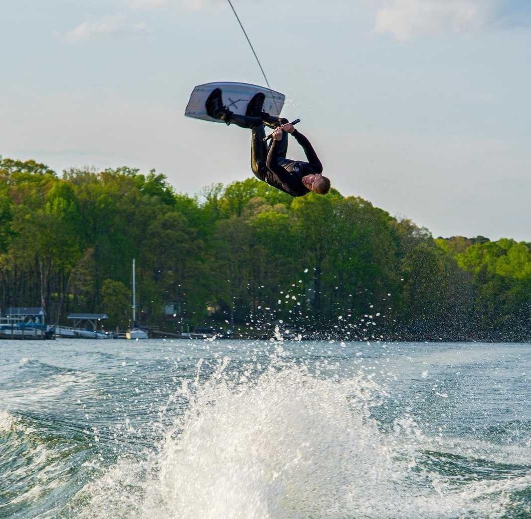 Ride LKN, private charters, wakeboard, wakesurf, and foiling lessons on Lake Norman, NC. 