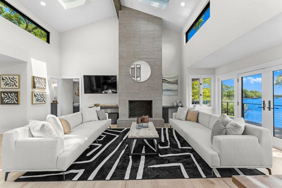 StayLakeNorman-Luxury-Vacation-Rentals-and-Real-Estate