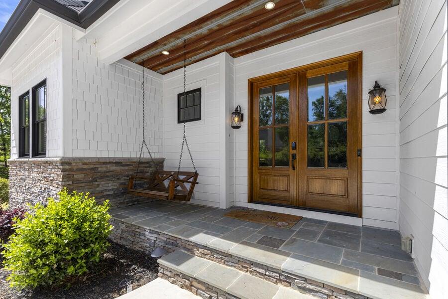 northshore-landing-entrance