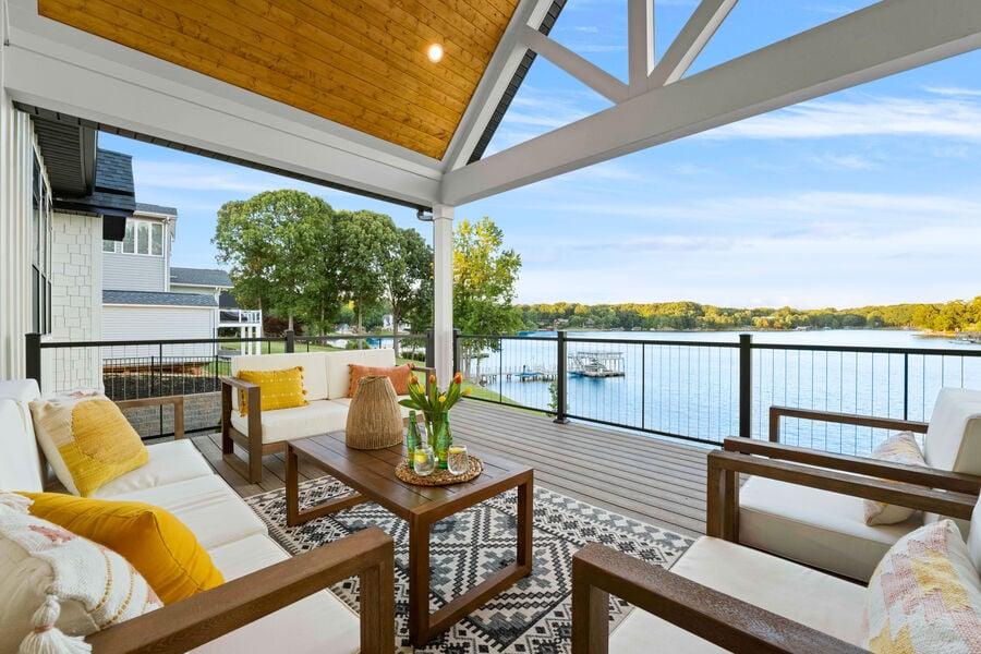 luxury vacation rental on Lake Norman