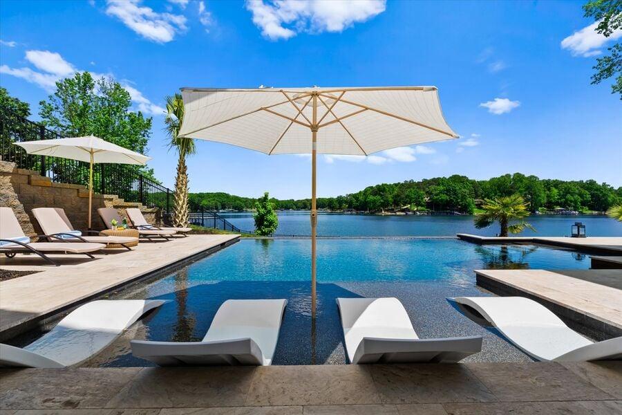 Vacation Rental with private pool 